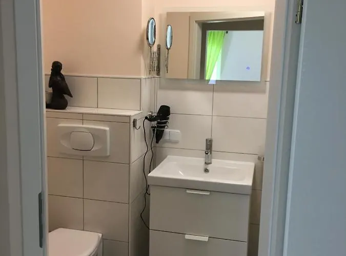 Sonnenseite 2 * Laboe